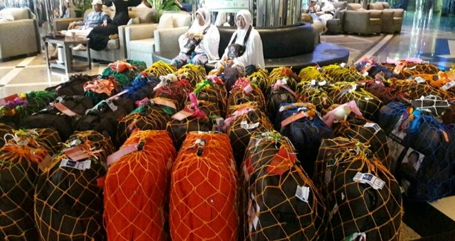 Jamaah haji Jambi dari Kloter 20 saat menunggu keberangkatan ke Madinah di lobi hotel kemarin.